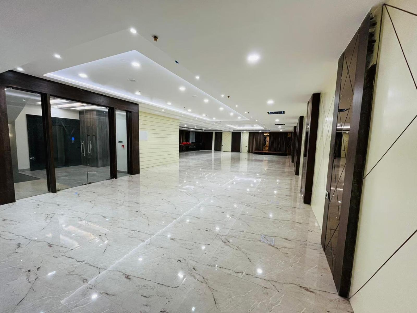 The Royal Legacy Hotel Lucknow Bagian luar foto